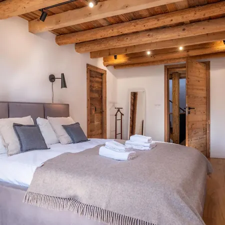 Pretty Loft With View Of Mont Blanc & Glacier Chalet Chamonix